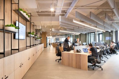 RigUp Office | MF Architecture | Archinect Open Office Space, Office Tour, Corporate Office Design, Restaurant Architecture, Office Layout, H Design, Open Office, Workplace Design, Architecture Office