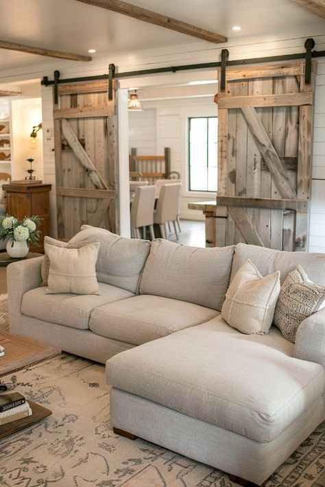 30 Inspiring Farmhouse Decor Ideas & DIY Designs - The Unlikely Hostess Country Style Living Room Ideas Rustic, Farmhouse Cottage Sofa, Small Farm Living Room, Indoor Farmhouse Decor, Farmhouse Inspired Living Room, Cozy Interior Design Small Houses, Small Ranch Style Homes Interior Decor, Country Themed House, Southern Farmhouse Living Room