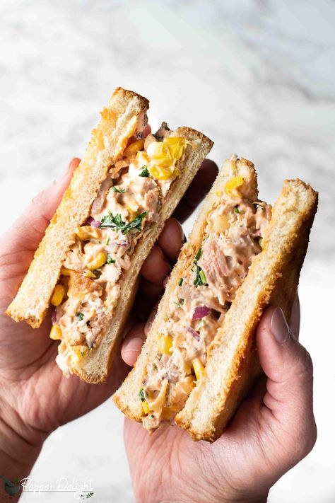 Chicken and Corn Sandwich - Pepper Delight Chicken Toasted Sandwich, Cold Chicken Sandwich Recipes, Rotisserie Chicken Sandwich Recipes, Rotisserie Chicken Sandwich, Chicken Sandwich Filling, Cutlet Sandwich, Spicy Chicken Sandwich, Chicken And Corn, Easy Sandwich