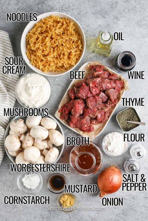 Beef Stragonoff Recipe, Pressure Cooker Beef Stroganoff, Sour Cream Gravy, Instant Pot Beef Stroganoff, Chuck Steak Recipes, Traditional Beef Stroganoff, Stewing Beef, Homemade Beef Stroganoff, Easy Beef Stroganoff