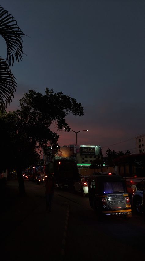 Evening View Aesthetic, Evening Night Sky, Evening Photography Sky, Evening Instagram Stories, Evening Snapchat Stories, Evening Sky Snap, Random Sky Pics, Evening Sky Instagram Story, Night Sky Snap