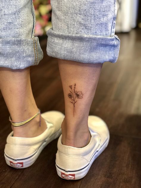 Poppy Flower Tattoo On Ankle, Back Of Ankle Flower Tattoo, Back On Ankle Tattoo, Poppy Bunch Tattoo, Poppy Tattoo On Ankle, Small Bundle Of Flowers Tattoo, Lavender Poppy Tattoo, Small Back Of Ankle Tattoo, Tattoo Ankle Placement