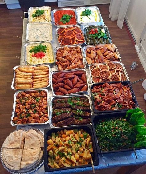 See this Instagram photo by @lebanontimes • 1,888 likes Arabisk Mad, Lebanese Food, Party Food Buffet, Party Food Platters, When Things Go Wrong, Lebanese Recipes, Persian Food, Food Table, Food Display