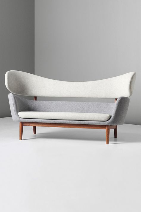 Originally Finn Juhl designed this sofa for Baker Furniture Inc. in USA in 1951. The sculptural forms are inspired by the modern free art, which interested Finn Juhl very much. The sofa has an upholstered body divided in two, resting upon an elegant and light construction of wood – a typical example of how Finn Juhl separated the elements in order to create a visual lightness. The sofa is upholstered in wool fabric, of customer’s… Baker Sofa, Finn Juhl, Baker Furniture, Furniture Inspiration, Mid Century Furniture, Interior Furniture, 인테리어 디자인, Sofa Chair, Danish Design