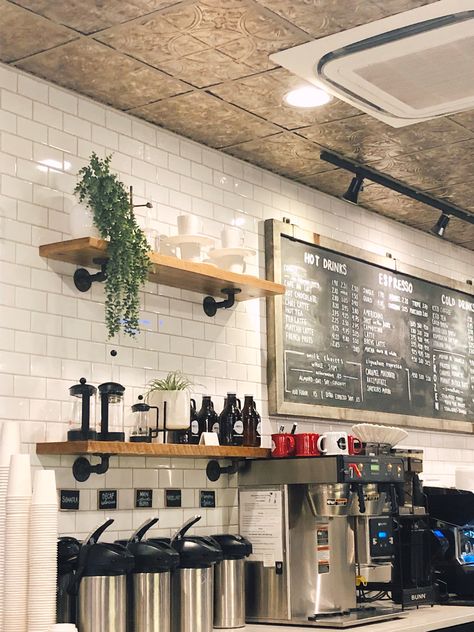 Coffee Shop Backsplash, Small Coffee Shop Ideas Design, Small Coffee Shop Set Up, Coffee Shop Behind The Counter, Comfy Cafe Interior, Cafe Counter Design Coffee Shops, Coffee Shop Accent Wall, Bakery Cafe Aesthetic, Boba Cafe Interior