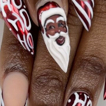 Su Nguyen on Instagram: "HOHOHO 🎅🏾❤️ So the client she came back after 2 weeks to fill in. And it’s still looks good!! We still love our Santa!! He’s still so fine!!! So we wanted to keep him, just refreshed with the shape and wiped it with acetone. And then changed the other nails. What do you think? Is it better then last set? ★𝐒𝐚𝐮𝐯𝐚𝐠𝐞_𝐀𝐫𝐭𝐢𝐬𝐭𝐫𝐲★ 𝙽𝚊𝚒𝚕 𝙰𝚛𝚝 𝚋𝚢 𝚂𝚞 . . . . . . . . . . . . . #christmasnails #nailart #nailartist #artist #aesthetic #naildesign #nails #christmas #nailsinspiration #aestheticnails #nailalabama #birminghamnails #alabamanails #alabamanailartist #nailtrend #trending #nailinspo #nails #naildesigns #nailfeed #handpaintednails #freestylenails #abstractart #nailsdesign #santanails #blacksanta #redchromenails #santababy #nailsart" Unique Christmas Nail Designs, Cool Christmas Nails, Gnome Nails, Alabama Nails, Santa Nail Art, Red Chrome Nails, Snowman Nails, Santa Nails, Bad Santa