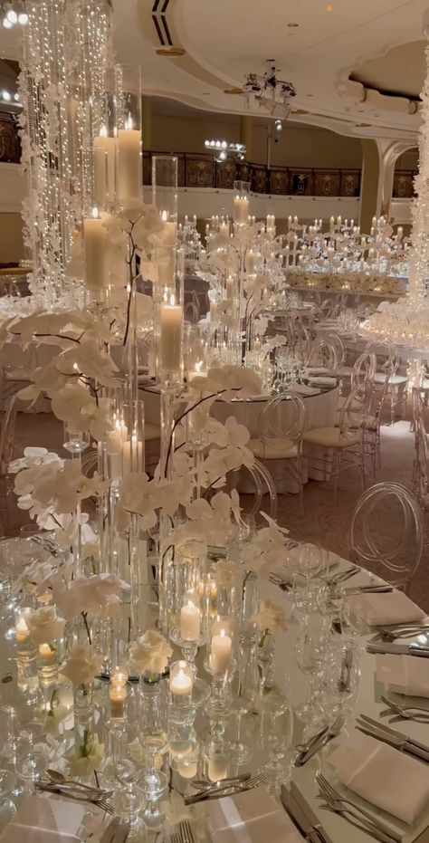 Wedding Ball Room Decoration, Angelic Wedding Theme, Princess Wedding Aesthetic Decor, Glitz And Glam Wedding Reception, Ballroom Aesthetic Wedding, Arab Wedding Decor, Princess Wedding Aesthetic, Royal Wedding Aesthetic Decor, Aesthetic Wedding Venues Castle