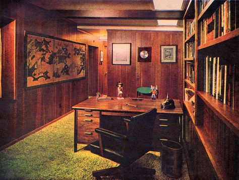 modern study room 1960...oh I am soooo claustrophobic just looking at this. 70s Aesthetic Home Office, 1960s Office Interior, Vintage Office Aesthetic, Mid Century Office Ideas, 1940s Office, 1960s Office, Modern Study Rooms, 50s House, 60s Interior