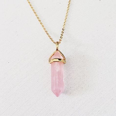 Anting Manik, Quartz Crystal Jewelry, Glow Jewelry, Rose Gold Quartz, Rose Quartz Necklace, Anthropologie Jewelry, Rose Quartz Crystal, Fantasy Jewelry, Girly Jewelry