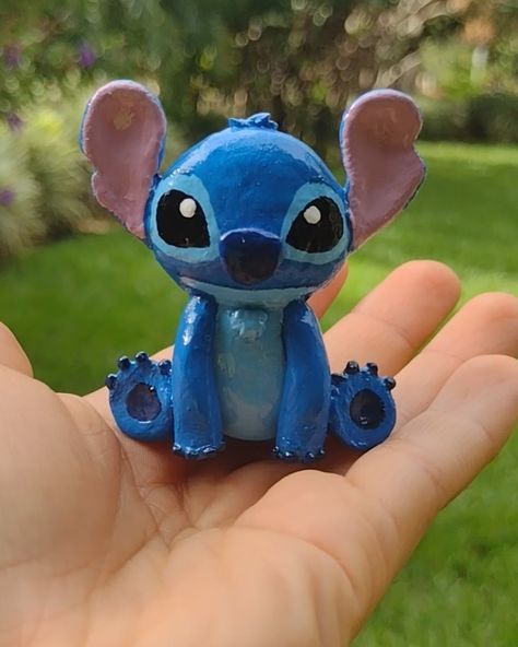 Stitch💙✨ #liloandstitch #stitch #clay #clayart #ceramicafria #cute #cartoon #animatedseries #disney Clay Stitch Disney, Air Dry Clay Stitch, Clay Art Cartoon, Stitch Clay Sculpture, Disney Ceramics Ideas, Clay Characters Easy, Clay Cartoon Characters, Disney Clay Ideas, Clay Diy Gifts