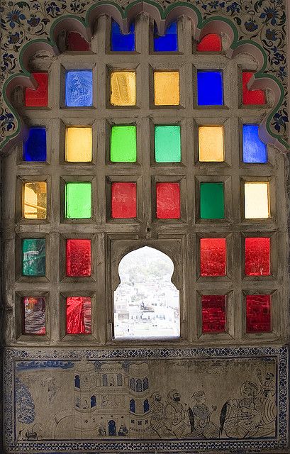 Window of many colours Indian Windows, City Palace Udaipur, India House, Udaipur India, India Architecture, Little House Plans, Elephant Carving, Cabinet Medical, Black Rock City