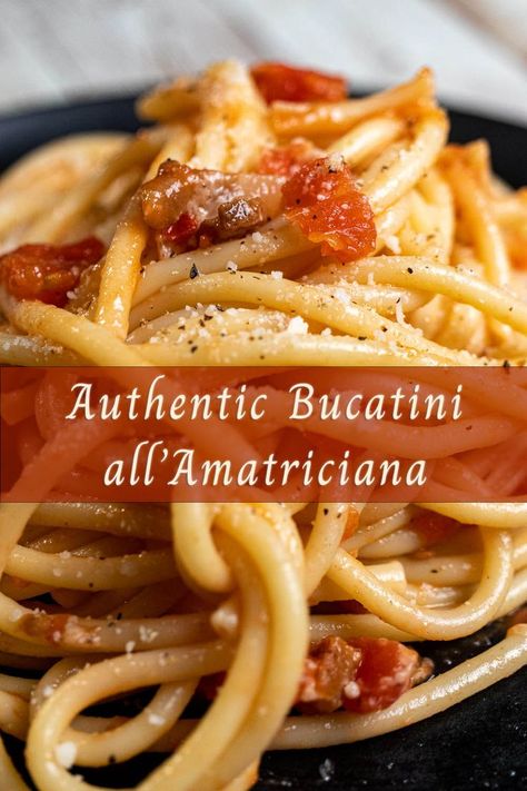 Authentic bucatini amatriciana with guanciale and tomatoes on a black plate. Putineska Sauce, Bucatini All'amatriciana, Bucatini Pasta Recipes, Guanciale Recipes, Dinner Party Pasta, Spaghetti Amatriciana, Spaghetti Sauces, Bucatini Recipes, Amatriciana Recipe