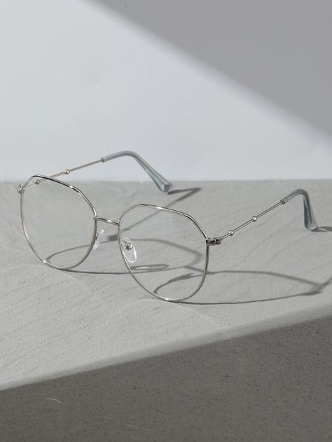 Classy Specs For Women, Cute Glasses Aesthetic, Clear Glasses Frames Women, Glasses Women Fashion Eyeglasses, Aesthetic Glasses, Cute Glasses Frames, Geometric Glasses, Glasses Frames Trendy, قلادات متدلية