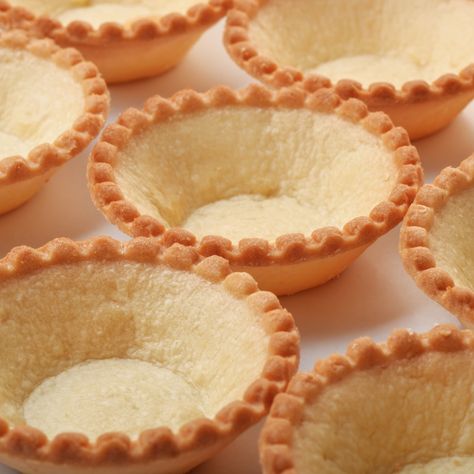 Mini Tart Shells Shortbread Tart Shells, Homemade Tart Shells, Tart Shells Recipe Crusts, Tartlet Shells Recipe, Mini Tart Shells Recipe, Small Tarts Desserts, Tart Shell Recipe, Tartlet Recipes, Tartlet Shells