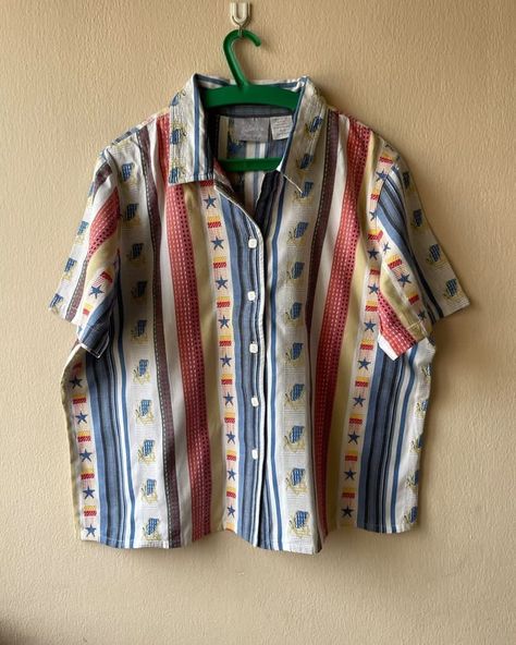 Vintage 90’s Colourful Shirt Size 16-18 N4,000 #thrift #thriftinabuja Y2k Alt, August 17, Thrift Store, Size 16, Colorful Shirts, Plus Size, On Instagram, Color