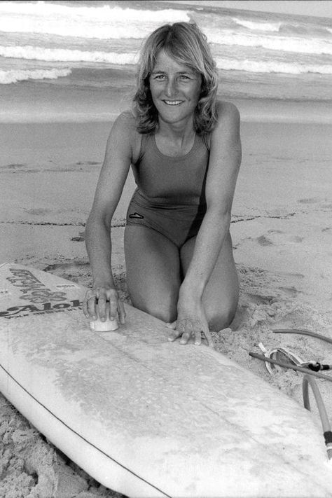 Margo Oberg’s original surf styleRaf Simons’ homage to surf culture in Calvin Klein’s spring/summer collection arrived in the form of neoprene miniskirts and skinny scuba trousers, seen paired with saltwater-spritzed hair. Your fashion homework: look up Margo Oberg. In 1975, the Southern Californian became the world’s first female professional surfer (she’d been collecting titles since the age of 11) and proved the neoprene ‘shorty’ suit could pack a powerful female sporting statement. Female Surfers Aesthetic, Vintage Surfers Photography, Cold Water Surfing Women, Woman Surfing Photography, 1960s Surf Culture, Female Surfers, Professional Surfers, Hometown Heroes, Surf Culture