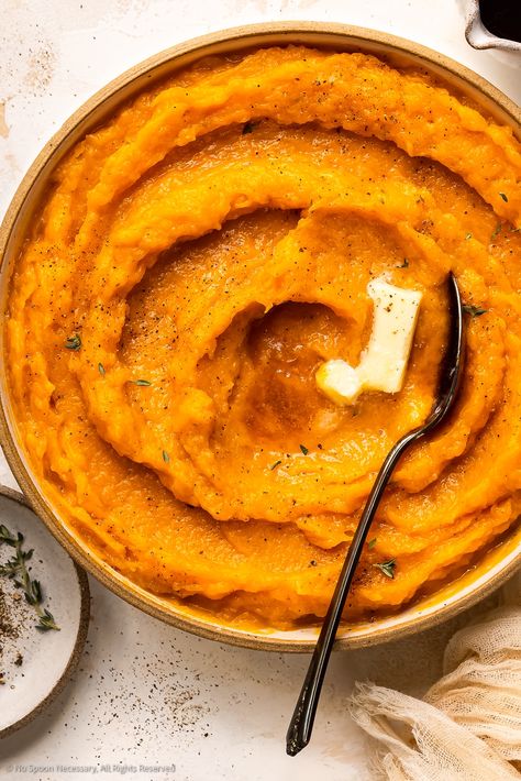 Mashed Butternut Squash Recipes, Butternut Squash Brown Sugar, Squash Mashed, Easy Mashed Sweet Potatoes, Vegetable Mash, Butternut Squash Side Dish, Best Butternut Squash Recipe, Mashed Squash, Savory Butternut Squash