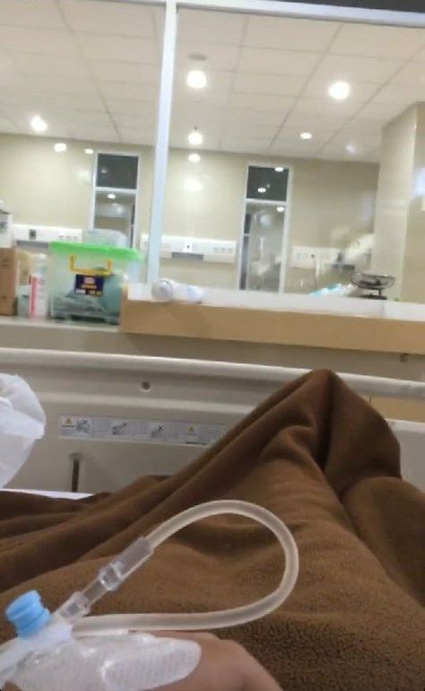 Siloam Hospital, Hospital Room Snapchat Night, Hands With Drip In Hospital, Hospital Admit, Hospital Room Snapchat Stories, Medicine Snaps, Hospital Admit Hand Pics, Hospital Photography, Hospital Room