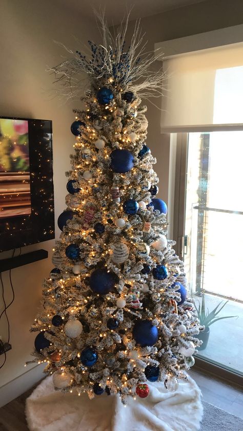 White Christmas Tree With Blue Ornaments, Christmas Decor Ideas Blue And Red, Navy Blue And Cream Christmas Tree, Christmas Tree Ideas White And Blue, Blue Christmas Decor Tree, Navy Blue Silver And White Christmas Tree, Red White Blue Gold Christmas Tree, White Blue Gold Christmas Tree, Dark Blue And Silver Christmas Tree