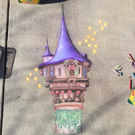 Tangled Movie, Chalk Ideas, Floating Lanterns, Sidewalk Chalk Art, New York Graffiti, Sidewalk Art, 3d Street Art, Chalk Drawings, Sidewalk Chalk