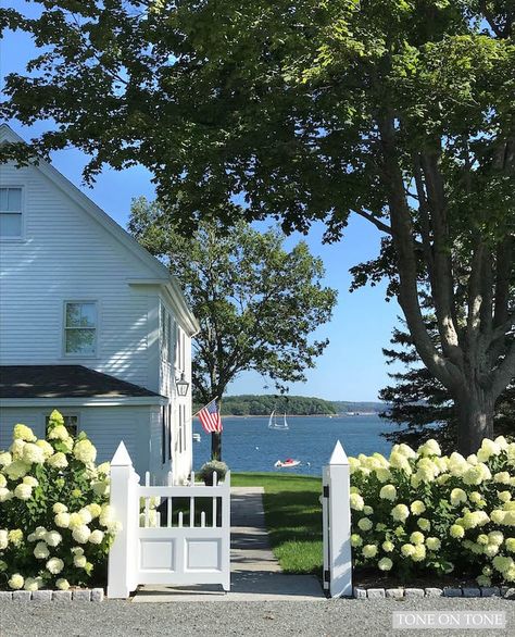 East Coast Aesthetic, Victorian Renovation, San Myshuno, Hamptons Summer, Maine Cottage, Vacation Cottage, Candle Flame, Maine Vacation, Dream Beach Houses