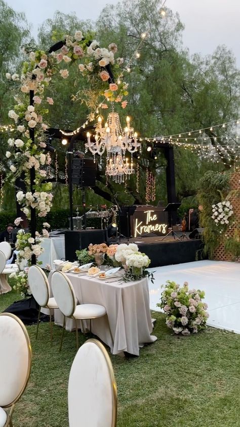 LOS ANGELES EVENT PLANNER (@events_boutique) • Instagram photos and videos Event Management Aesthetic, Event Designer Business, Event Planner Photoshoot, Event Planner Aesthetic, Event Planning Aesthetic, Wedding Planner Aesthetic, Planning Aesthetic, Job Aesthetic, Impact Report