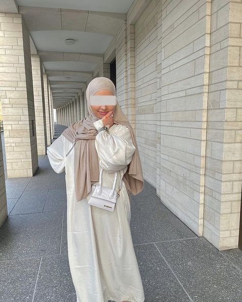 Outfit Modest, Hijab Fashion Summer, Street Hijab Fashion, Stylish Hijab, Mode Turban, Modest Fashion Hijab, Muslim Outfits Casual, Muslim Fashion Hijab Outfits, Hijabi Fashion Casual