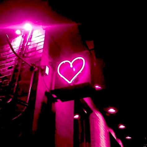 Pink Neon Wallpaper, Neon Heart, Neon Aesthetic, Neon Wallpaper, Pastel Pink Aesthetic, Pink Vibes, Pink Themes, Aesthetic Colors, Everything Pink