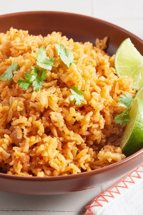 Mexican Rice Rice Like Mexican Restaurant, Southwestern Rice Recipe, Yellow Rice Mexican, Magnolia Mexican Rice, Rice For Taco Bar, Rice To Go With Tacos, Mexican Rice Tomato Sauce, Quick Spanish Rice Recipe, Mexican Rice Pilaf