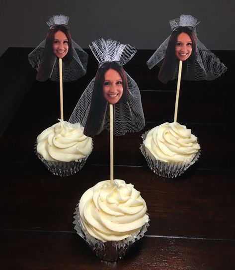 Bridal Shower Decorations Black And White, Bridal Party Ideas Event Planning, Funny Bachelorette Ideas, Bachelorette Photobooth, Bachelorette Cupcakes, Bride Cupcakes, Photo Cupcake Toppers, Bachelorette Party Funny, Bachelorette Diy