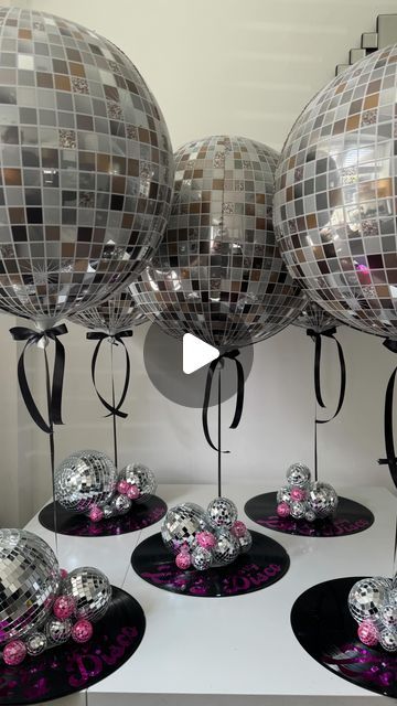 Disco Themed Table Decor, Bling Birthday Party Ideas, Disco Theme Party Centerpieces, Disco Decor Ideas, Disco Party Theme Ideas, Disco Party Diy Decorations, Disco Party Ideas Decoration Birthdays, 70s 70th Birthday, Club Party Ideas