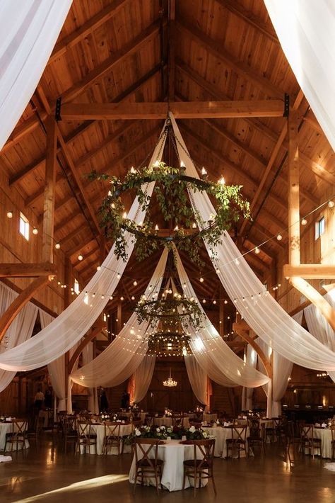 Ceremony Rustic Wedding, Classic Chic Wedding Decor, Tree Draping Wedding, Rustic Antique Wedding Decor, Farm Style Wedding Ideas, Subtle Taylor Swift Wedding Ideas, Fall Wedding Venues Indoor, Simple Barn Wedding Decorations, Woodsy Winter Wedding