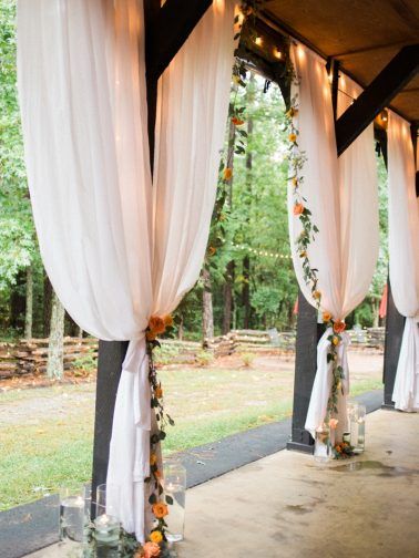 Rustic+Peach+ Rustic Wedding Decorations, Venue Inspiration, Wedding Ceremony Ideas, Pavilion Wedding, Country Barn Weddings, Barn Wedding Decorations, Outdoor Fall Wedding, Barn Decor, Wedding Barn