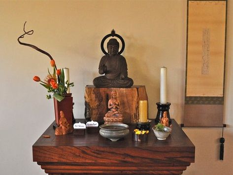 Shrine Room, Meditation Alter, Buddha Altar, Buddha Shrine, Sacred Space Altar, Family Altar, Tibetan Meditation, Meditation Room Decor, Buddhist Shrine