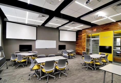 Image of University of Texas, Active Learning Classrooms, Tables with Projectors Classroom University Design, Active Learning Classroom Design, University Classroom Interior Design, College Classroom Interior, Collaborative Classroom Design, University Classroom Design, University Classroom Interior, Interior Design Classroom, Futuristic Classroom