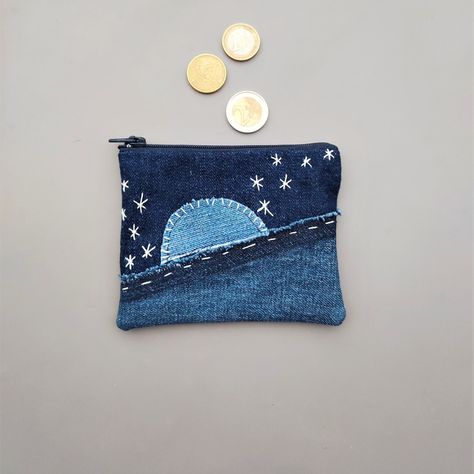 Boro Denim Upcycled Pouch Bag Repurposed Denim Coin Purse - Etsy Australia Denim Pouches Old Jeans, Denim Sewing Projects Upcycling, Denim Coin Purse, Sashiko Bag, Upcycled Wallet, Boro Denim, Denim Pouch, Diy Coin Purse, Denim Wallet