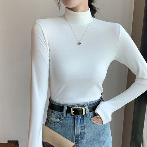 Very nice falls pretty much like S/M for bit oversized. Larger sizes can also Full Sleeve Tops For Women, Full Sleeves Top, Tops Korean, Full Sleeve Tshirt, Women's Hoodies, Korean Casual, Back To School Shopping, Collars For Women, Winter Outfits Women