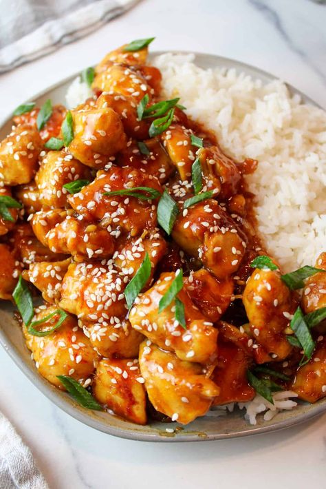 Honey Chicken Rice, Chicken Asian Recipe, Yummy Chinese Food, Lunch Ideas Chinese, Honey Chicken And Rice Recipes, Honey Chicken And Rice, Chicken With Honey, Chinese Chicken Rice, Chinese Chicken And Rice