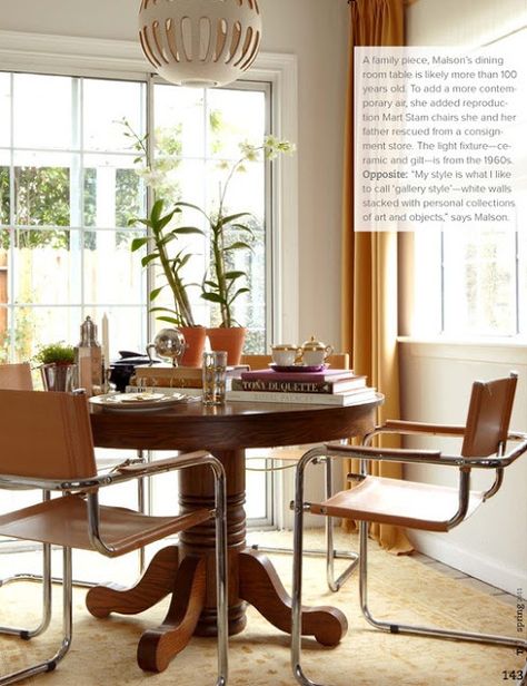 Vintage oak pedestal table w/ modern chairs. The Green Room Interiors Chattanooga, TN Antique Table Modern Chairs, Traditional Dining Tables, Antique Dining Tables, Cantilever Chair, Contemporary Chairs, Pedestal Dining Table, Oak Dining Table, Pedestal Table, Modern Dining Table