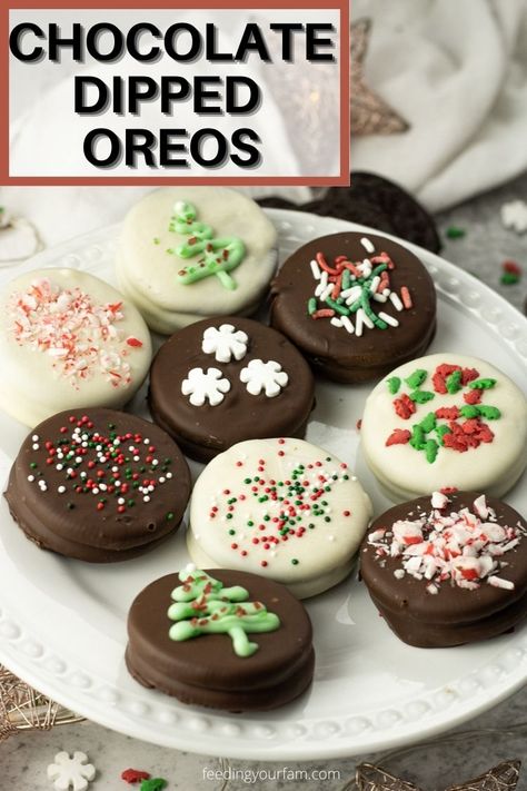 Cmas Cookie Recipes, Chocolate Dipping Ideas, Chocolate Dipped Chips, White Chocolate Dipped Cookies, Chocolate Dipping, Dipped Cookies Ideas, Dipped Chocolate Treats, Chocolate Oreo, Oreo Chocolate