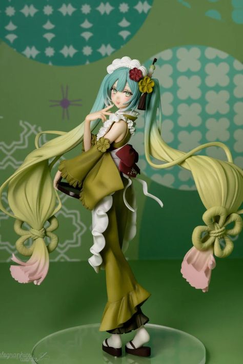 Matcha Hatsune Miku, Miku Sweet Sweets, Miku Figure Poses, Miku Figure Collection, Miku Hatsune Figures, Hatsune Miku Figurines, Cool Figures, Cute Anime Figures, Matcha Parfait