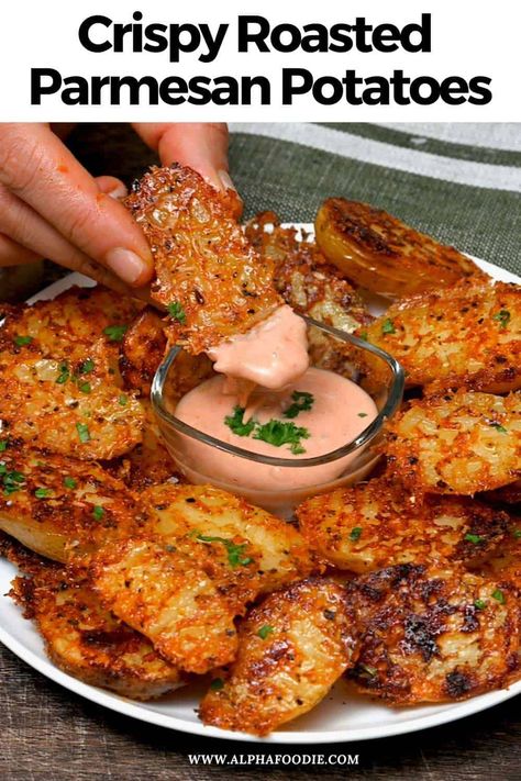 Coated in golden crispy parmesan, these parmesan crusted potatoes are the ultimate upgrade to a classic side dish and so easy to put together. Sweet Potato With Parmesan Cheese, Crispy Cheese Potatoes, Tasty Vegetarian Recipes Simple, Parmesan Crusted Sweet Potatoes, Crispy Fingerling Potatoes, Potato Appetizer Recipes, Potato Appetizers Easy, Sides For Christmas, Roasted Parmesan Potatoes