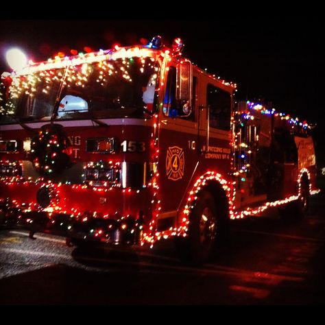 christmas lights firetruck | the town decorated the fire truck with christmas lights so festive Fireman Photography, Custom Christmas Lights, Firefighter Images, Funny Christmas Decorations, Fire Trucks Pictures, Firefighter Christmas, Firefighter Girlfriend, Fire Hall, Firefighter Pictures