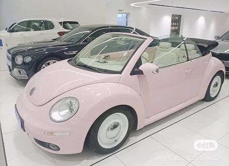 Pink Convertible, Bug Car, Beetle Car, Dream Future, Beetle Convertible, Vw Bugs, Girly Car, Car Aesthetic, Cute Car Accessories