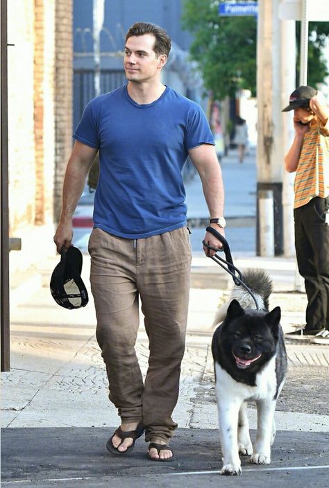 My Whimsical Paradise — More photos of Henry Cavill and Kal in Los Angeles... Henry Cavill Rugby, Superman Cavill, Henry Superman, Henry Cavill Shirtless, Superman Henry Cavill, Love Henry, Henry Williams, Dream Man, Le Male