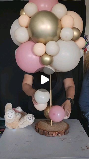 How To Make Teddy Bear Centerpieces, We Can Bearly Wait Centerpiece Ideas, Bear Balloon Centerpiece, Teddy Bear Balloon Centerpiece, Bear Centerpiece Ideas, Teddy Bear Baby Shower Ideas, Teddy Bear Baby Shower Centerpiece, Bear Centerpieces, Bear Centerpiece