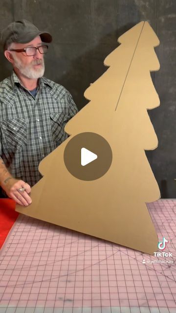 3d Cardboard Tree Diy, Christmas Tree Diy Cardboard, Cardboard Xmas Tree Diy, Diy Card Board Christmas Decorations, Cardboard Tree Prop, Office Cube Decorating Ideas Christmas, Diy Grotto Christmas, Xmas Tree Diy Ideas, Christmas Decorations From Cardboard