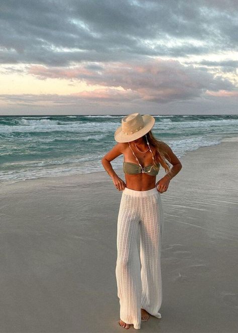 Chic Beach Outfit, Bali Outfit, Cancun Outfits, Vacation Outfits Women, Beach Party Outfits, Outfits For Mexico, Beachy Outfits, Hawaii Outfits, Beach Vacation Outfits