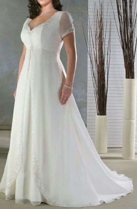 Love this dress! Plus Size Wedding Dresses With Sleeves, Wedding Dresses Taffeta, Informal Wedding Dresses, Short Sleeve Wedding Dress, Plus Size Brides, Plus Size Wedding Gowns, Wedding Gowns With Sleeves, Plus Size Bride, Wedding Dress Chiffon