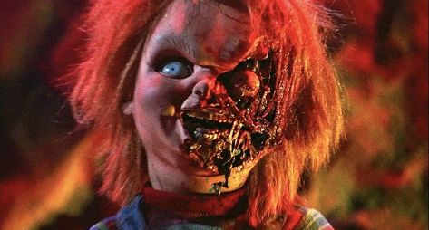 Scary Chucky, Funny Scary Pranks, Chucky Movies, Good Guy Doll, Scary Pranks, Childs Play Chucky, Chucky Doll, 80s Horror, Horror Movie Icons